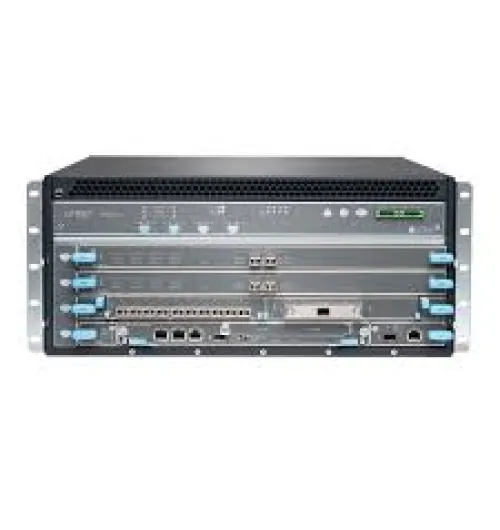 SRX5400 Configuration 2 includes chassis, midplane, SRX5K-RE-1800X4, SRX5K-SCBE, 2xDC HC PEM, HC fan tray, 2xSRX5K-SPC-4-15-320 , SRX5K-MPC, and SRX-MIC-10XG-SFPP, Supported by Junos 12.1X47-D15 onwards