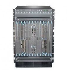 SRX5800 base model includes chassis, midplane, SRX5K-RE-1800X4, 2xSRX5K-SCBE, 2xAC HC PEM, 2X HC fan tray, Supported by Junos 12.1X47-D15 onwards