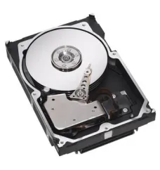 Dell YK582 73GB 15000RPM Ultra320 SCSI Hot-Pluggable 3.5-Inch Hard Drive for PowerEdge Servers