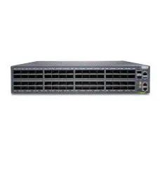 QFX5240 800GbE switch (64 port 800GbE) QFX5240 800GbE switch (64 port 800GbE)