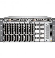 QFX5700 Base 8-slot chassis with 1 Routing Engine, 1 Forwarding Engine Board (PFE), 2 AC Power Supplies, Fan-tray and Blanks